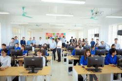 Trường Đại học Hồng Đức